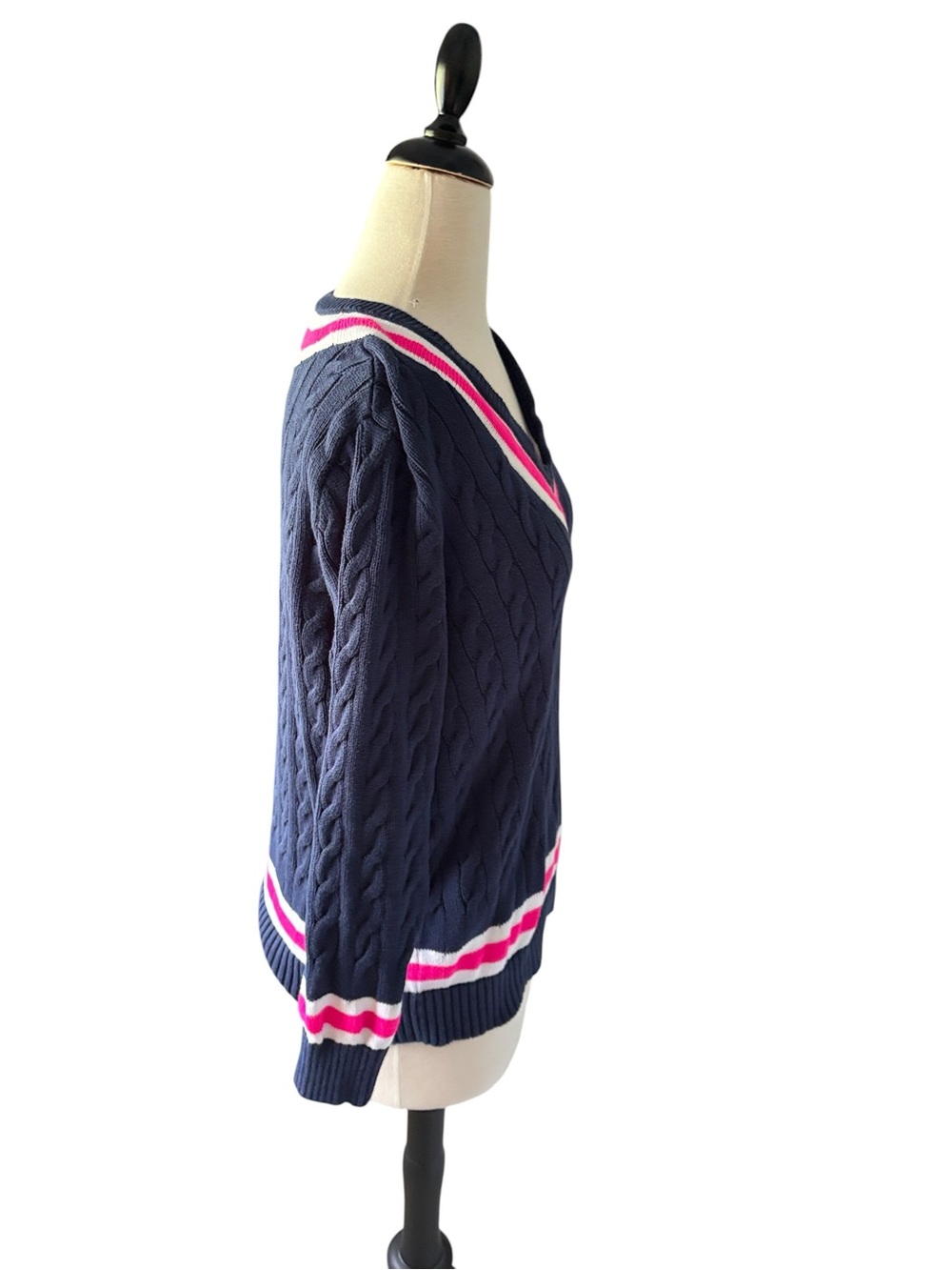 Lilly Pulitzer Brockton Sweater size Large - Picture 3 of 8